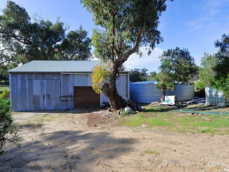 108 Peppermint Drive, Lake Clifton WA 6215