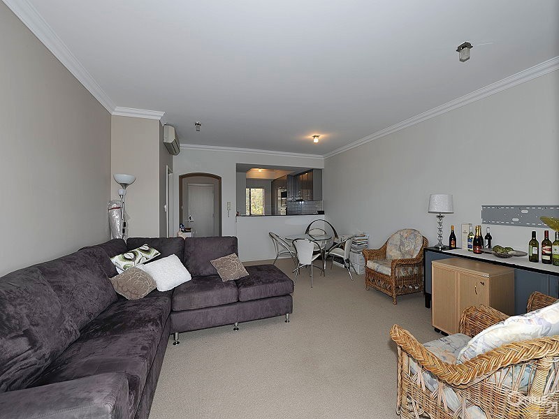 38/37 Dolphin Drive, Mandurah WA 6210