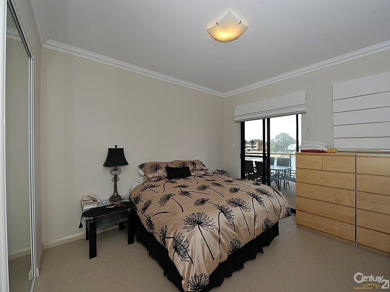 38/37 Dolphin Drive, Mandurah WA 6210