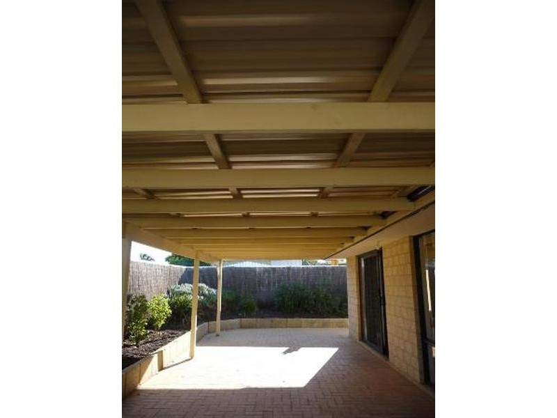 14 Sunderland Close, Greenfields WA 6210