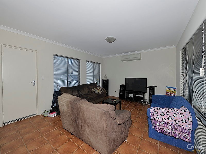 4/15 Creery Street, Dudley Park WA 6210