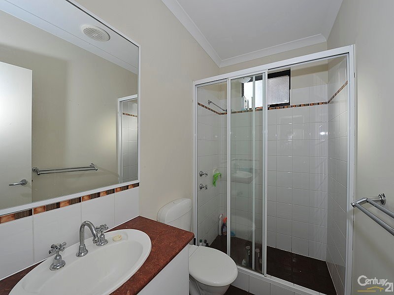 4/15 Creery Street, Dudley Park WA 6210