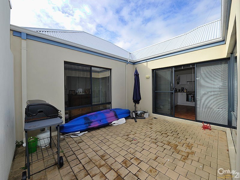 4/15 Creery Street, Dudley Park WA 6210