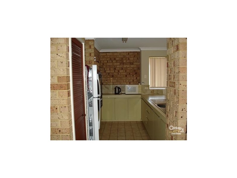 8 Jannali Way, San Remo WA 6210