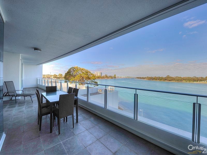 402 Seapoint 5 Marco Polo Drive, Mandurah WA 6210