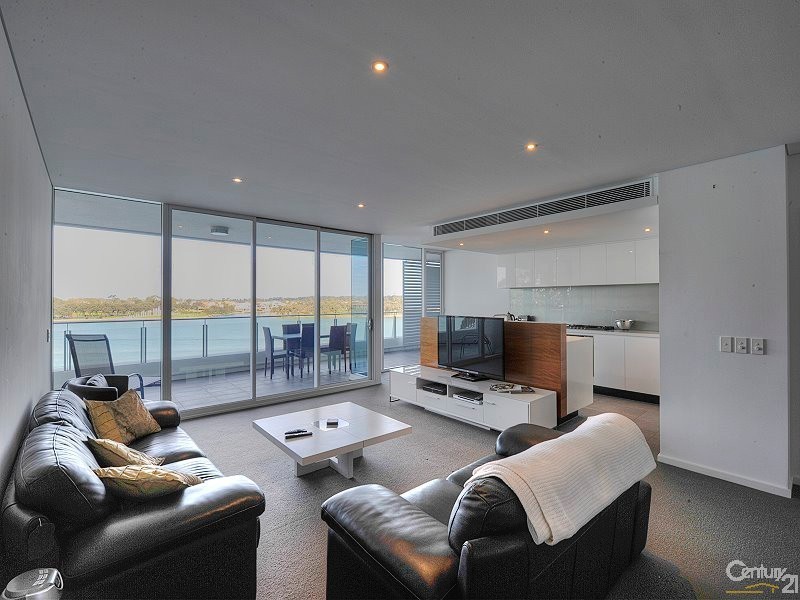 402 Seapoint 5 Marco Polo Drive, Mandurah WA 6210