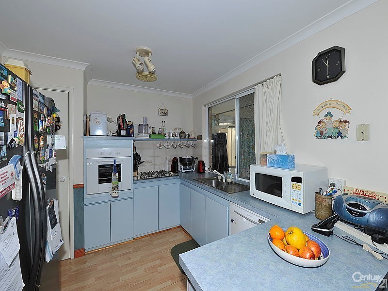 4 Bunda Place, Waikiki WA 6169