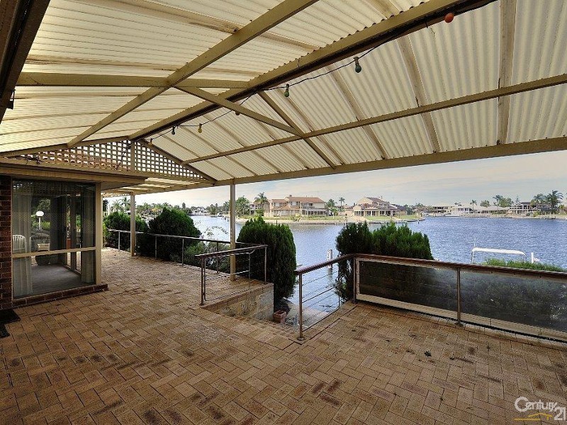 59 Blackwood Parade, Dudley Park WA 6210