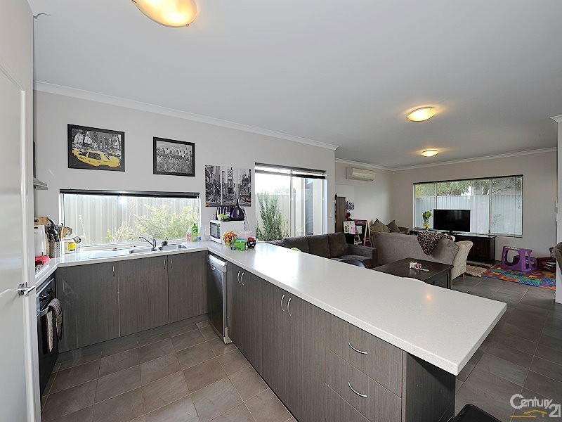 16 Butcherbird Loop, Erskine WA 6210