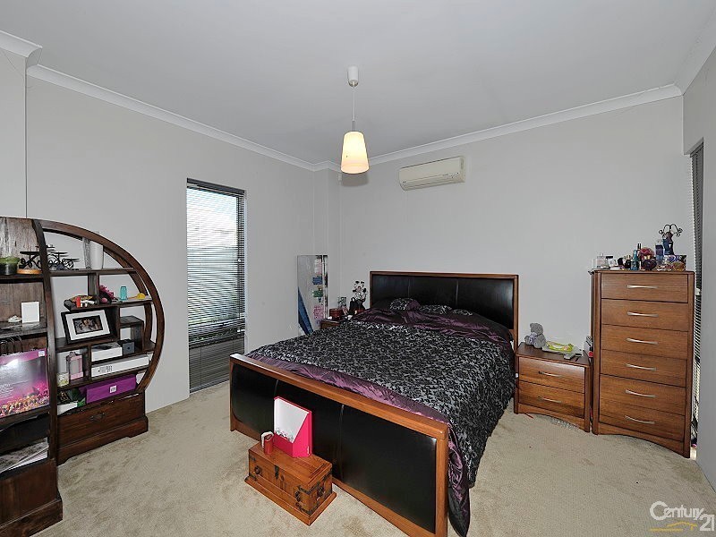 16 Butcherbird Loop, Erskine WA 6210