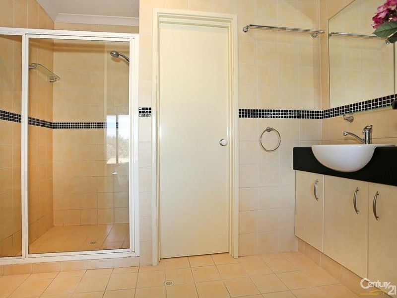 49 Darwin Terrace, Dudley Park WA 6210