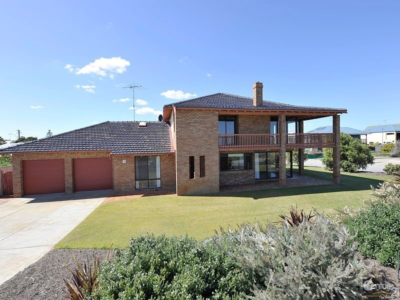 1 Ormsby Terrace, San Remo WA 6210