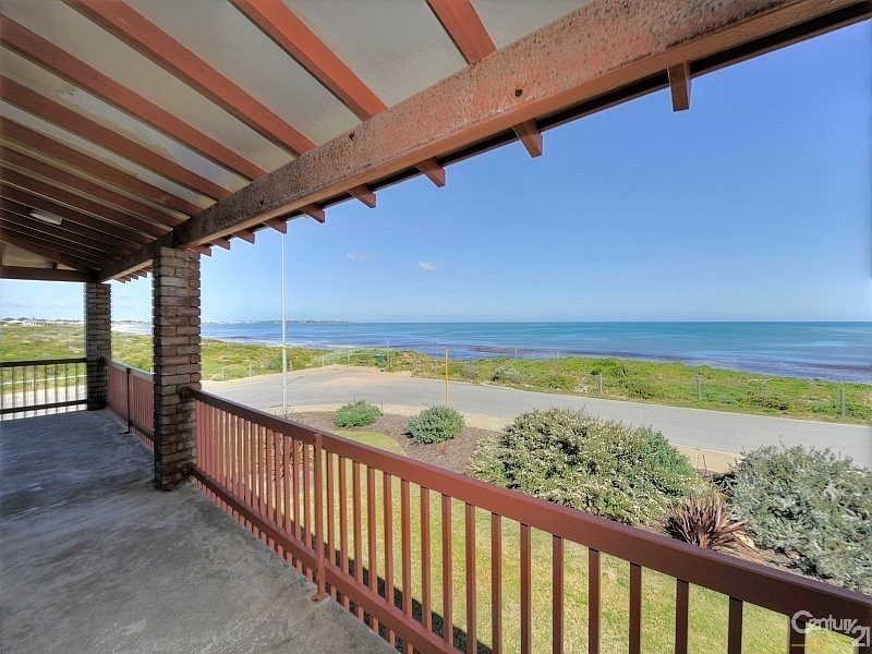 1 Ormsby Terrace, San Remo WA 6210