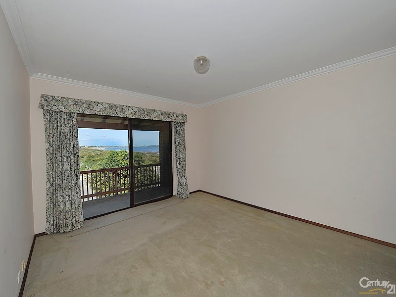 1 Ormsby Terrace, San Remo WA 6210