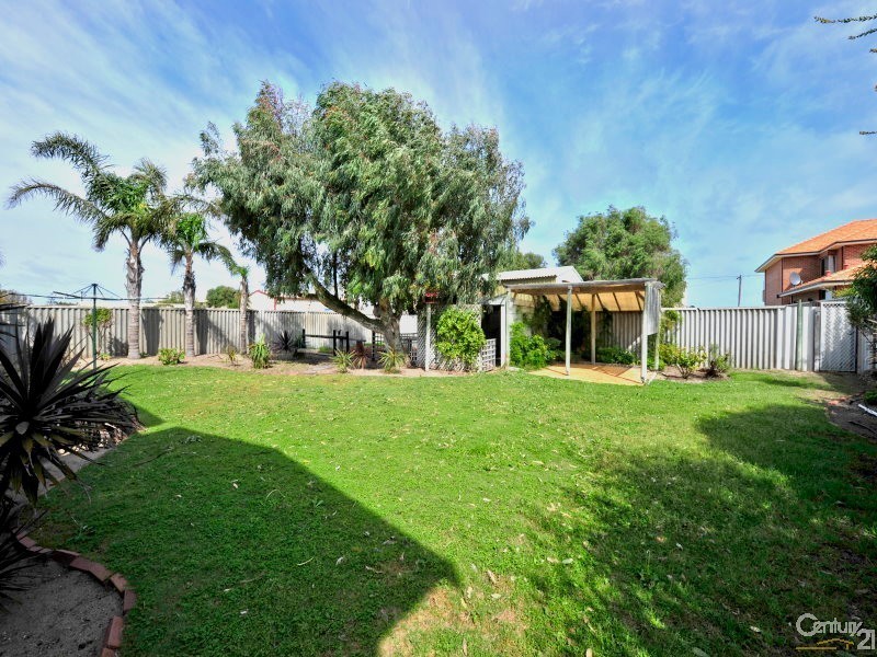 7 Parmelia Way, Madora Bay WA 6210
