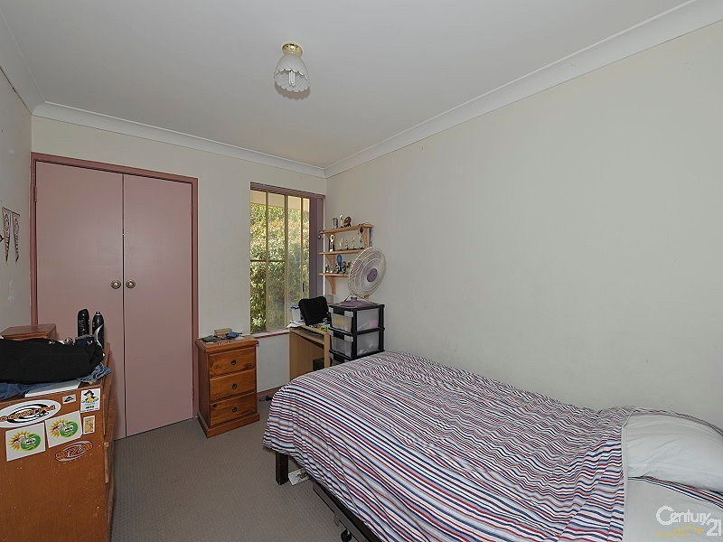 17 Oleander Place, Halls Head WA 6210