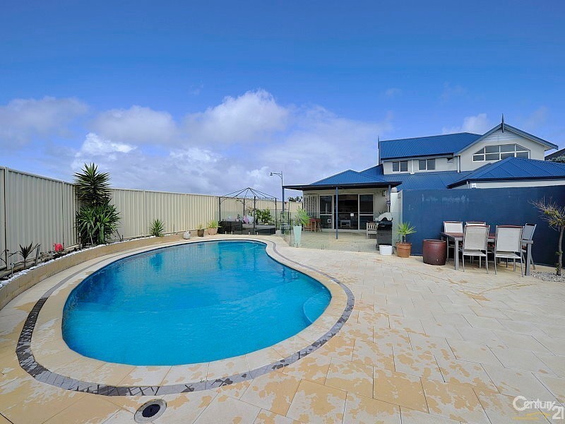 14 Nullagine Pass, Dawesville WA 6211