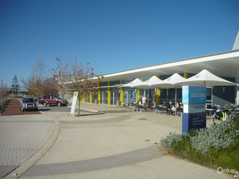 16 Sugarwood Terrace, Halls Head WA 6210