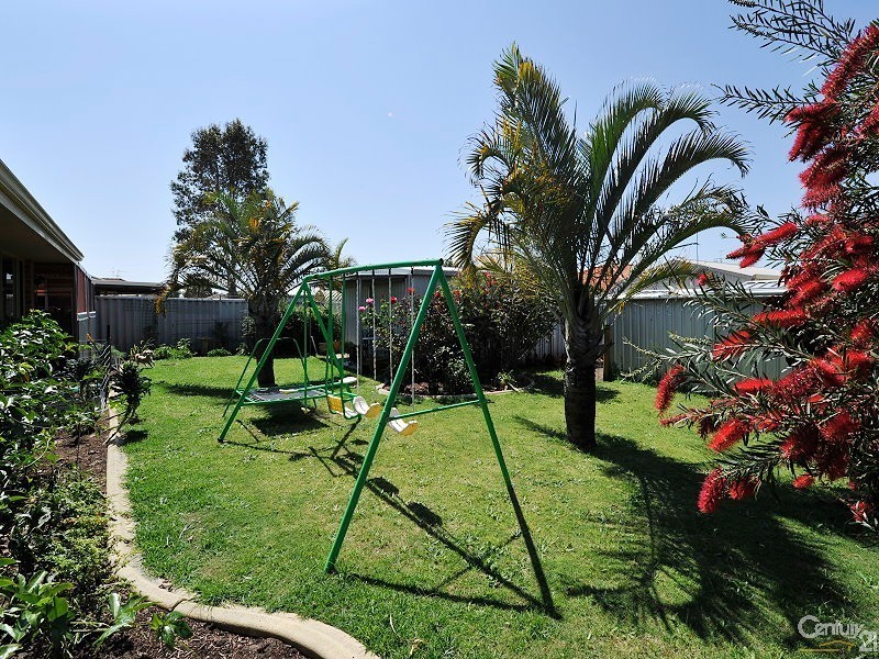 17 Pennington Gardens, Erskine WA 6210