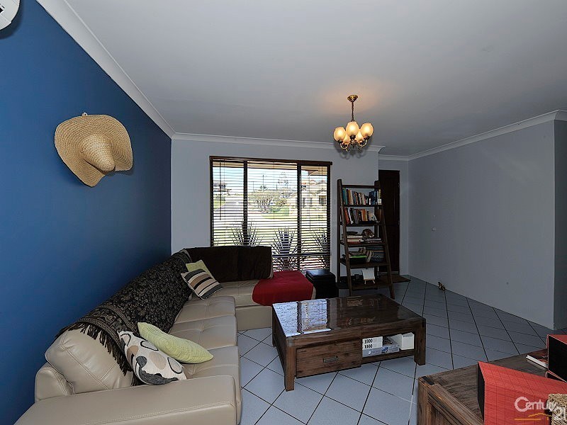 37 Challenger Road, Madora Bay WA 6210