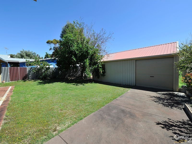 37 Challenger Road, Madora Bay WA 6210