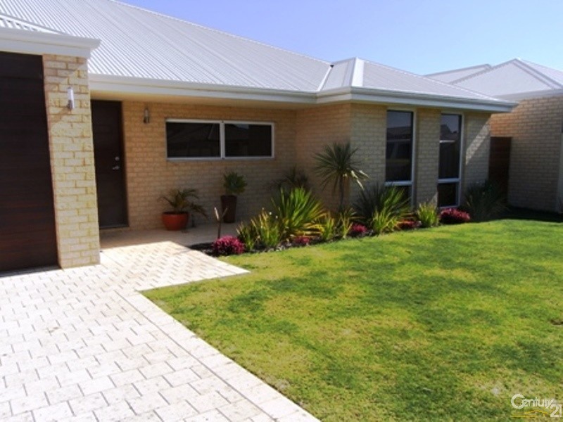 8 Eglinton Terrace, Dudley Park WA 6210