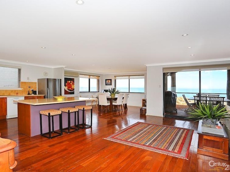 169 Ormsby Terrace, Silver Sands WA 6210