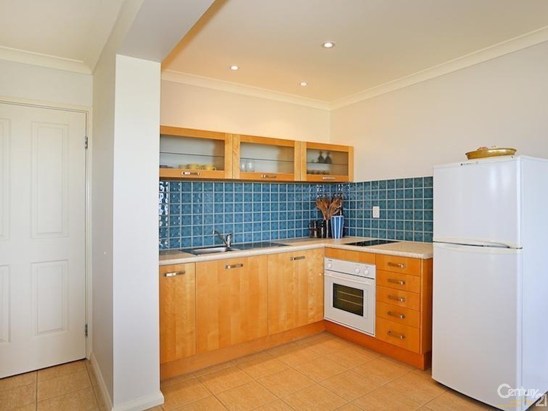 169 Ormsby Terrace, Silver Sands WA 6210