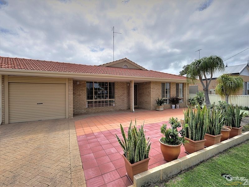 2/1 Wanjeep Street, Coodanup WA 6210