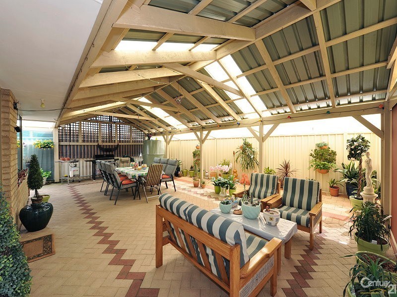 2/1 Wanjeep Street, Coodanup WA 6210