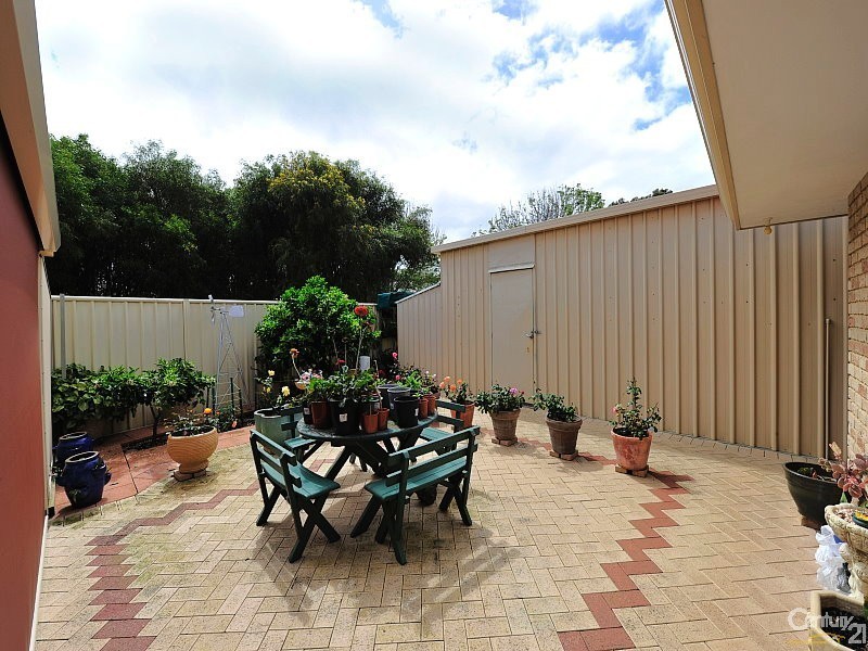 2/1 Wanjeep Street, Coodanup WA 6210