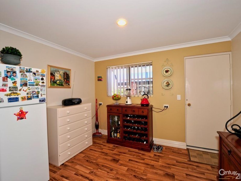 64 Aztec Island Retreat, Halls Head WA 6210