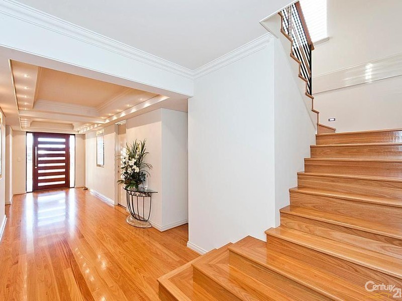 18 Brindabella Crescent, Halls Head WA 6210