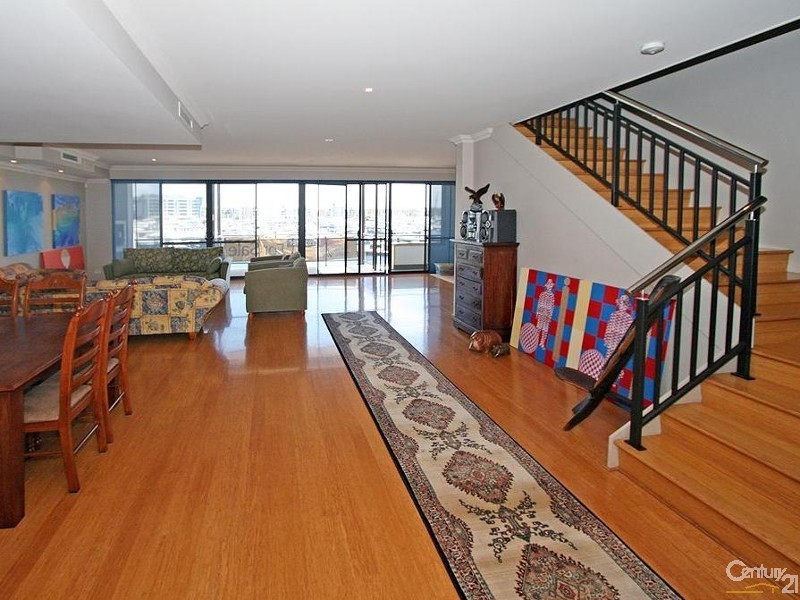 4/30 Spinnaker Quays, Mandurah WA 6210