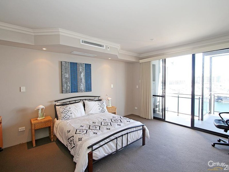 4/30 Spinnaker Quays, Mandurah WA 6210