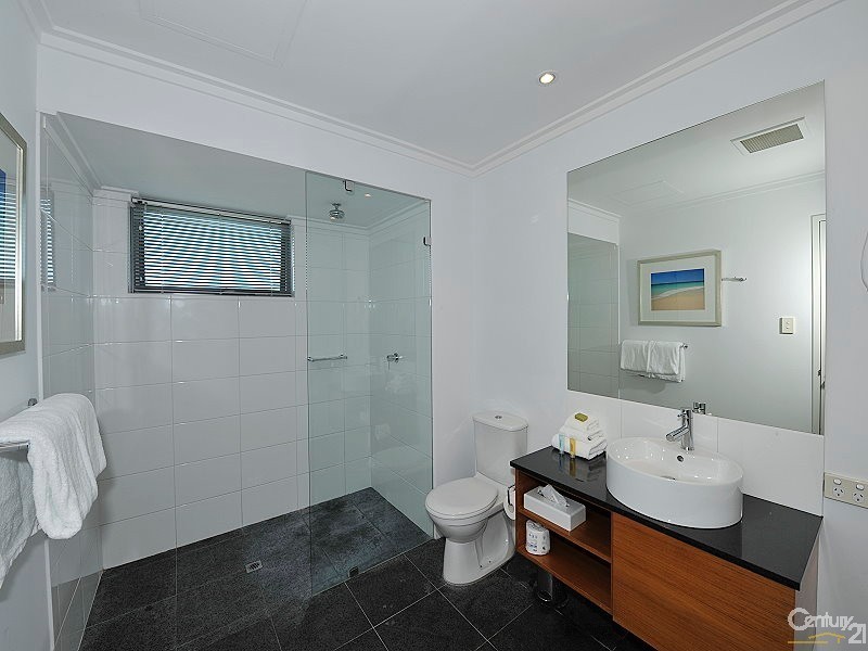 406 Seashells 16 Dolphin Drive, Mandurah WA 6210