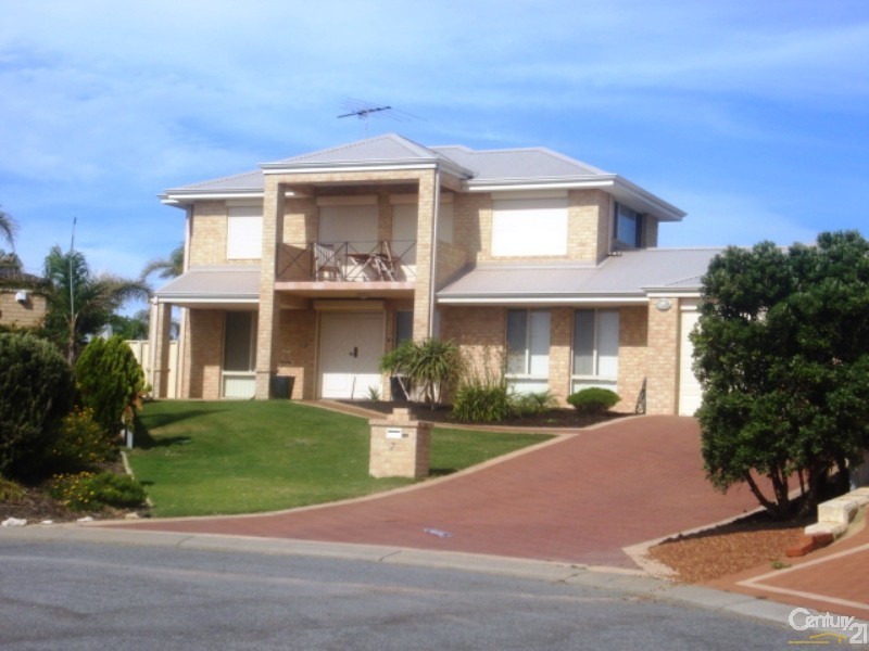 7 Poivre Place, San Remo WA 6210