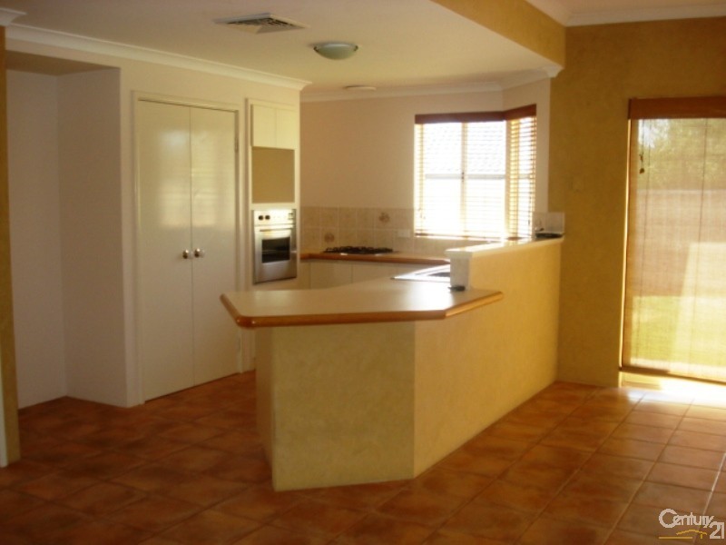 7 Poivre Place, San Remo WA 6210