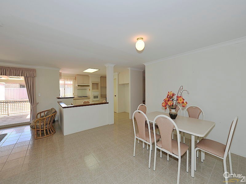 7 Matlock Place, Dudley Park WA 6210