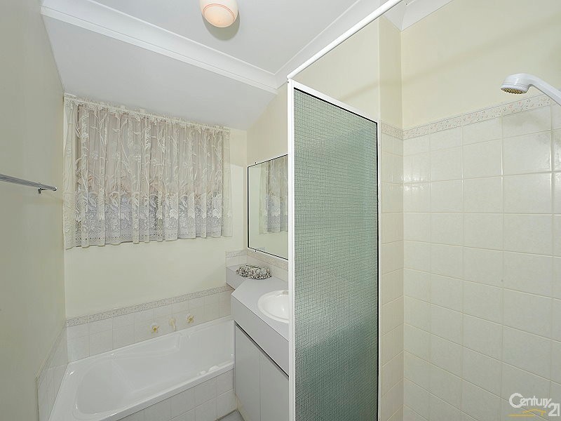 7 Matlock Place, Dudley Park WA 6210