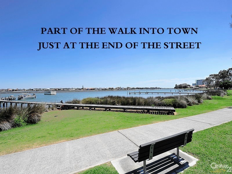 10 McKerracher Street, Dudley Park WA 6210