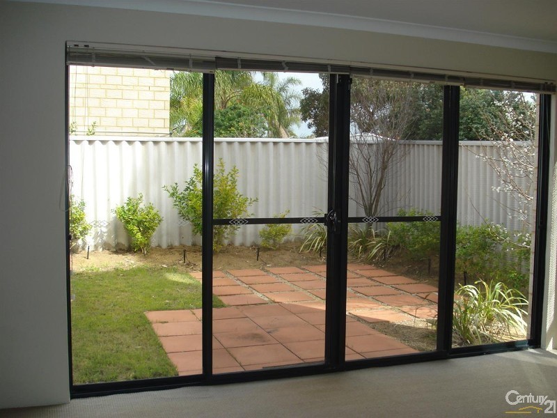 8/2 Bortolo Drive, Greenfields WA 6210