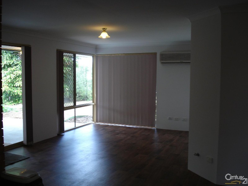 12 Willmott Close, Halls Head WA 6210