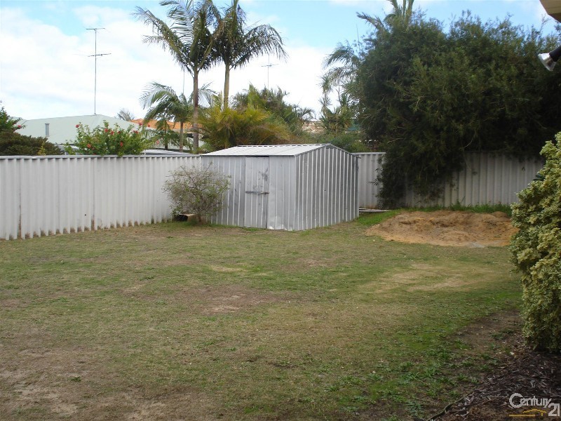 12 Willmott Close, Halls Head WA 6210