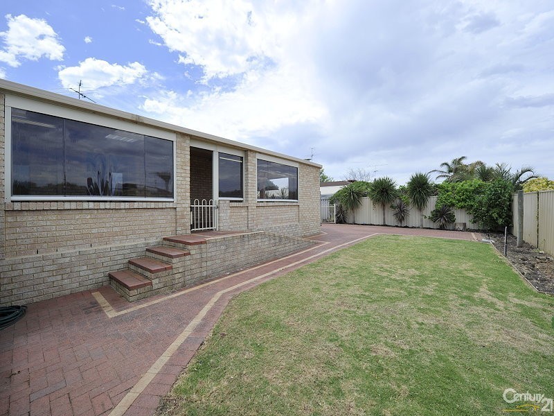 3 Spyglass Rise, Halls Head WA 6210