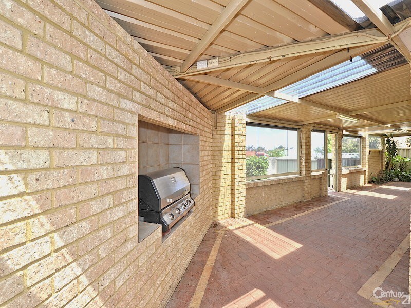 3 Spyglass Rise, Halls Head WA 6210