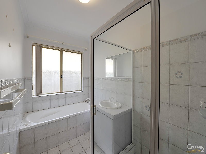 3 Spyglass Rise, Halls Head WA 6210