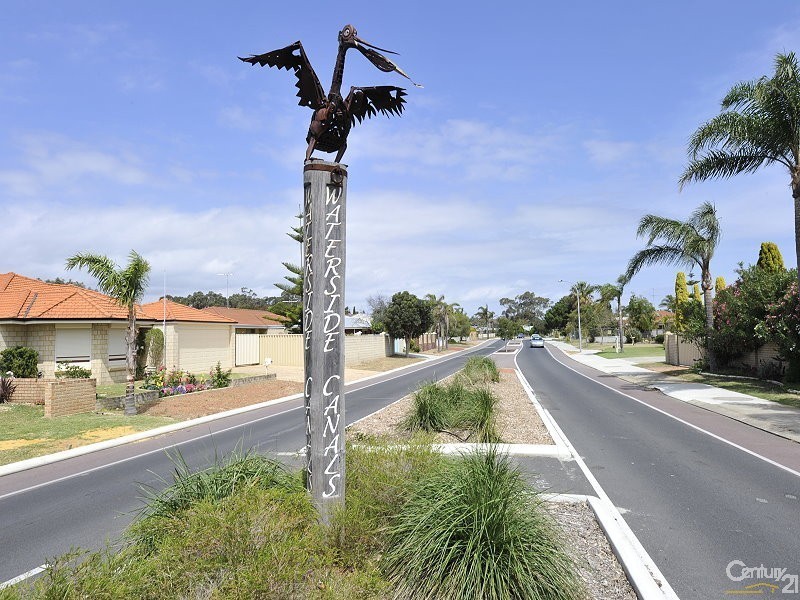 39 Blackwood Parade, Dudley Park WA 6210