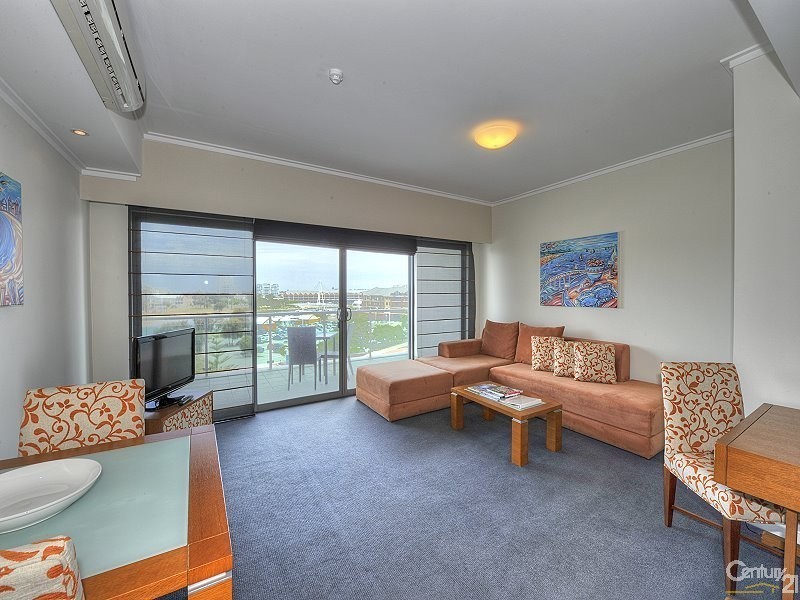 305 Seashells 16 Dolphin Drive, Mandurah WA 6210