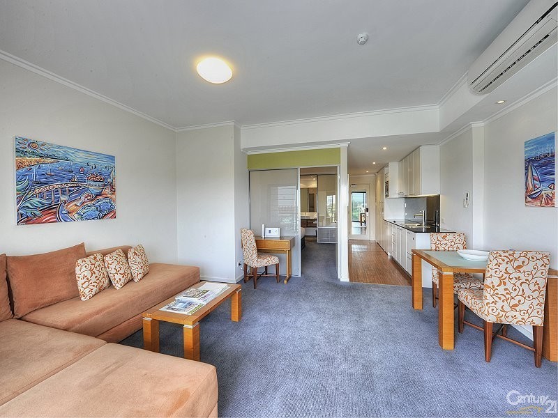 305 Seashells 16 Dolphin Drive, Mandurah WA 6210